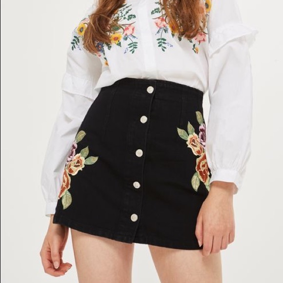 Topshop Dresses & Skirts - TOPSHOP moto floral embroidered denim skirt